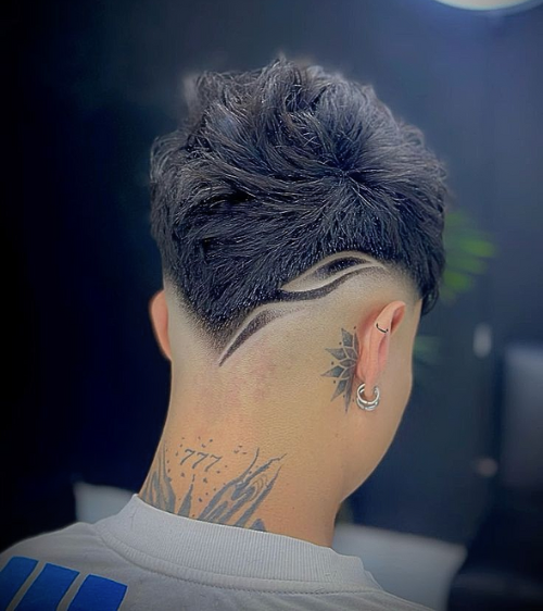 Stylish V-Shaped Cut with Artistic Design Work